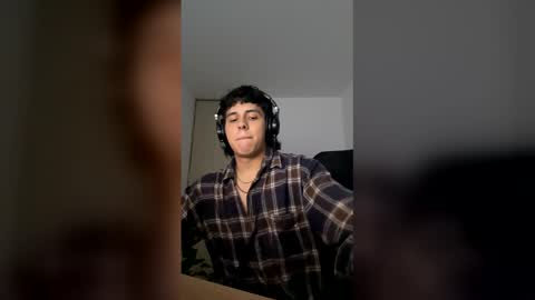 Tony Hoffa online show from January 5, 10:46 pm