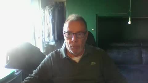 Snapshot of magicomerlino63 chatting on October 10, 12:11 pm magicomerlino63 online show from October 10, 12:11 pm