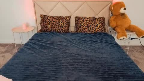 Emily online show from April 28, 6:07 am