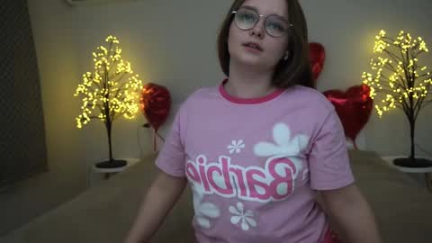 Emily online show from February 28, 4:42 pm