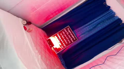 Mocah online show from March 8, 4:39 pm