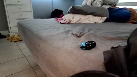 Diandlin online show from February 20, 5:48 pm