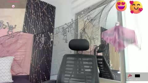 Snapshot of maia__bianchi chatting on October 23, 3:13 pm maia__bianchi online show from October 23, 3:13 pm