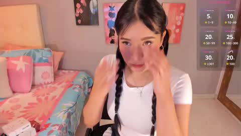 Maia online show from November 24, 1:43 pm