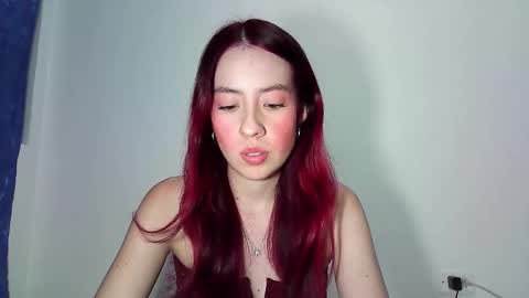 Snapshot of maiarosse_ chatting on September 16, 2:13 am MaiaRosse  online show from September 16, 2:13 am