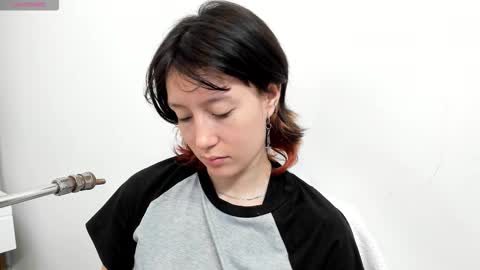 maibys online show from February 1, 12:02 pm