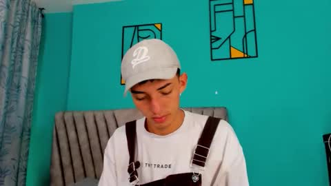 Maikol online show from April 7, 12:29 pm