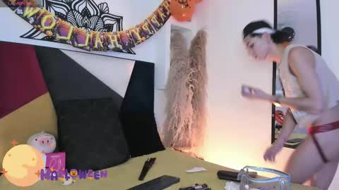 Maiky Cooper online show from October 27, 9:04 pm