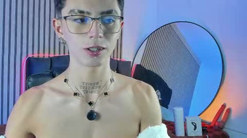 maiky_cooper01 online show from June 25, 2:52 am
