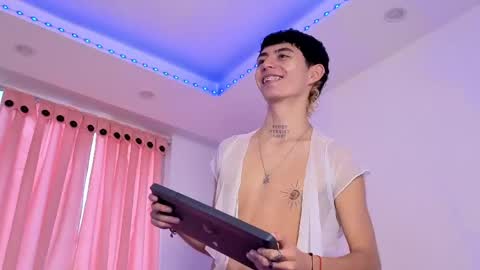 maiky_cooper01 online show from April 14, 3:37 pm