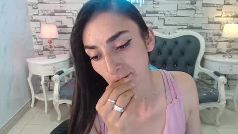 Snapshot of maily_a_ chatting on September 23, 3:00 am Maily online show from September 23, 3:00 am