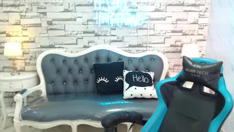 Snapshot of maily_a_ chatting on September 24, 3:02 am Maily online show from September 24, 3:02 am