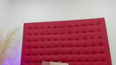 maite_smith69 online show from February 27, 11:39 am