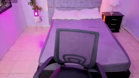 MAITE STONE1 online show from December 20, 3:24 am