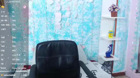 Snapshot of maja_bloom chatting on January 21, 3:21 pm Maja online show from January 21, 3:21 pm