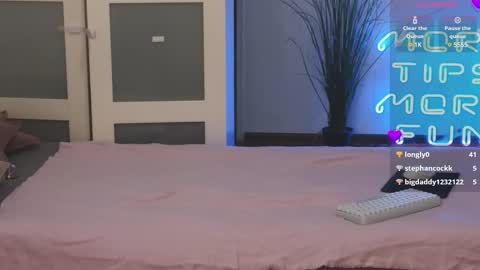 maja_magic online show from March 8, 8:55 am