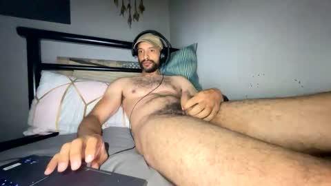 majorb986 online show from September 18, 8:57 pm