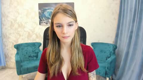 Snapshot of make_love_1 chatting on February 14, 3:33 am Chloe online show from February 14, 3:33 am