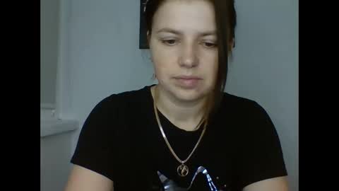 make_mesmile online show from April 12, 5:17 pm