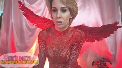 Snapshot of makemebeautiful chatting on January 21, 6:34 pm  April Dayze  makemebeautiful online show from January 21, 6:34 pm