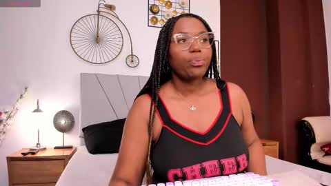 makena online show from September 24, 3:35 am