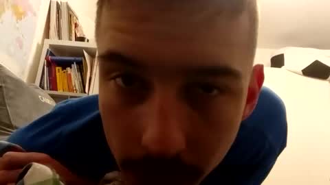 male20y online show from April 27, 8:17 pm