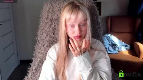 Malena online show from May 17, 10:24 am