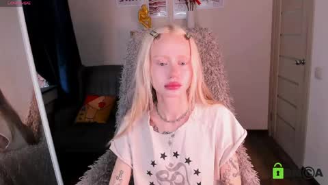 Malena online show from May 26, 10:21 am