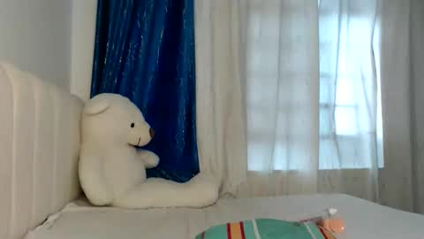 malia online show from January 19, 9:19 am