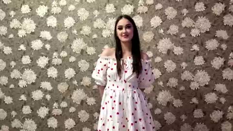 Leila online show from May 9, 12:33 pm