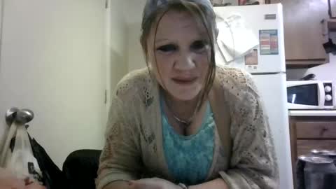 malinda702 online show from March 4, 7:01 pm