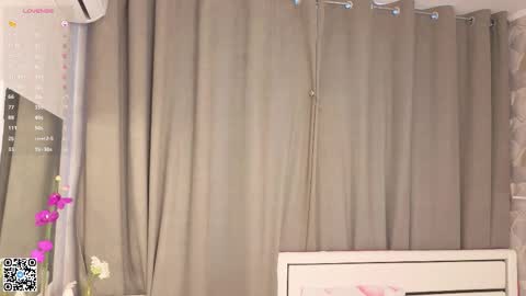 Evelyn online show from February 14, 5:32 am