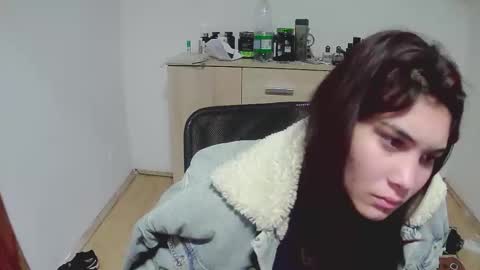 mallorymyersx online show from November 6, 8:34 pm