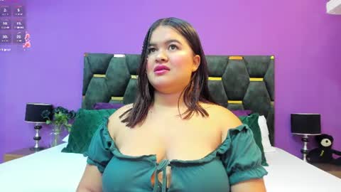 alejandra maleja online show from June 18, 11:59 am