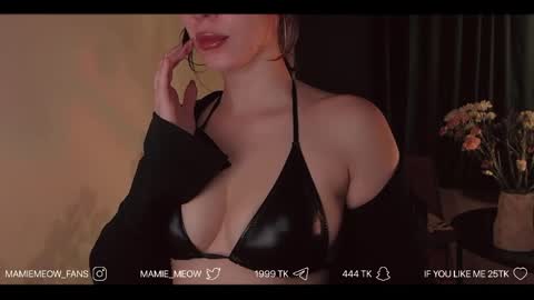 Your Miss Alice  online show from April 15, 6:00 pm