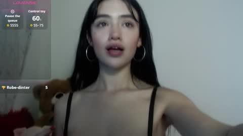 Snapshot of mandy_2 chatting on October 6, 4:41 am mandy_2 online show from October 6, 4:41 am