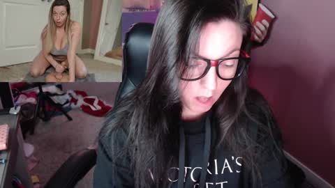 MandyBabyXXX online show from December 19, 7:40 pm