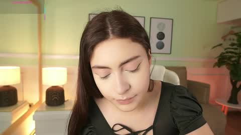 Mandy Collins online show from March 31, 11:43 am