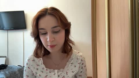 Mia online show from January 18, 8:23 am