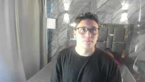 Manson and Zoe online show from June 6, 11:16 am