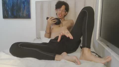 Manuel online show from June 3, 12:13 am