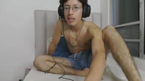 Manuel online show from April 1, 1:39 am