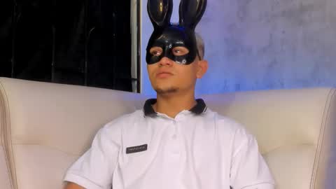 Manuel online show from November 23, 4:21 am