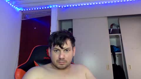 Manu online show from February 12, 9:29 pm