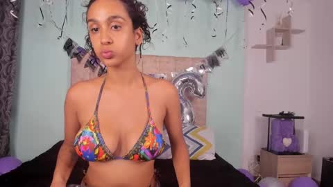 Manu Isaza online show from October 6, 11:44 pm