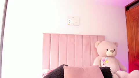 Mara  online show from July 9, 7:29 pm