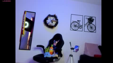 Snapshot of marce_hill chatting on October 18, 6:01 pm MARCE AND ..... online show from October 18, 6:01 pm
