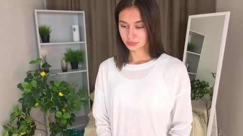 Millie online show from May 23, 4:14 pm