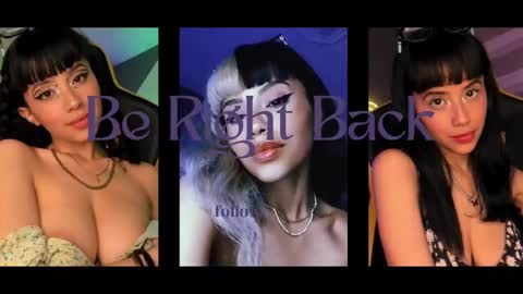 Snapshot of marcelinee__ chatting on December 13, 4:43 am Marce  online show from December 13, 4:43 am