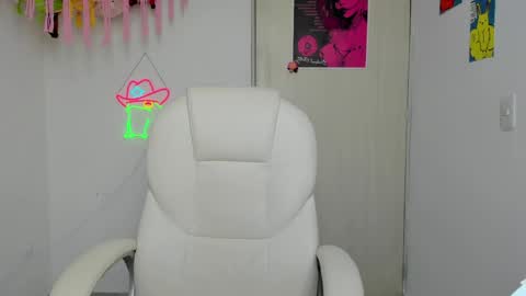 Marceline online show from May 20, 11:38 am